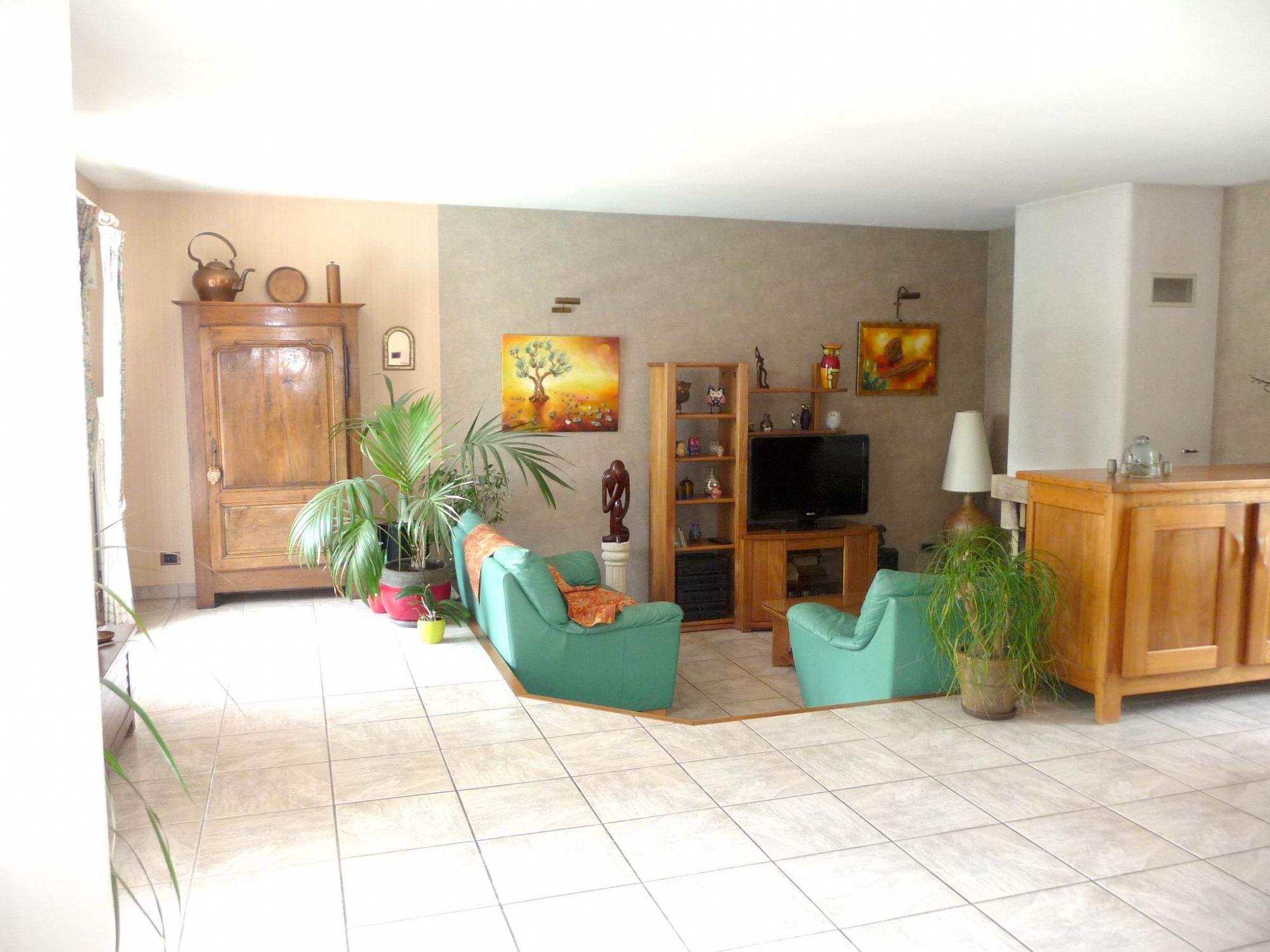 Maison 5 chambres,164m²,  à pied du bourg de Canéjan. Garage et piscine